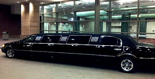 Stretch Limo | Limo Airport Transfer  | Transfers | The Weekend In Vilnius