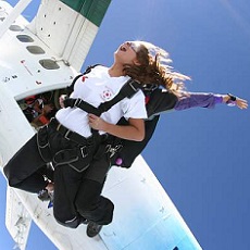 Guide | Tandem Jump | Day Activities | The Weekend In Vilnius